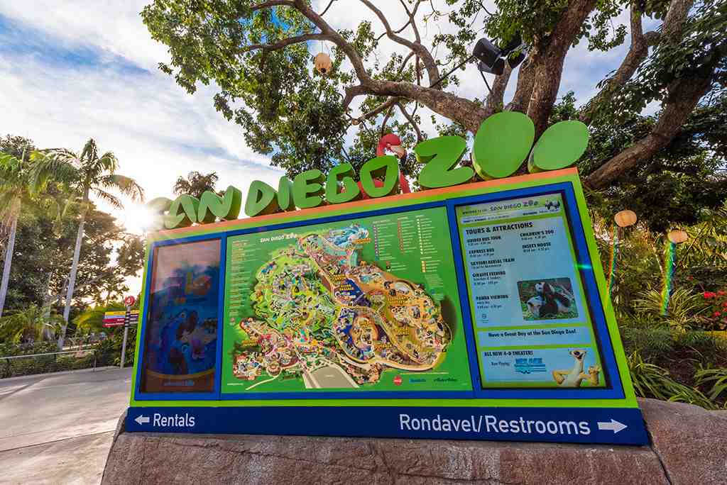 Are seniors free at the San Diego Zoo?