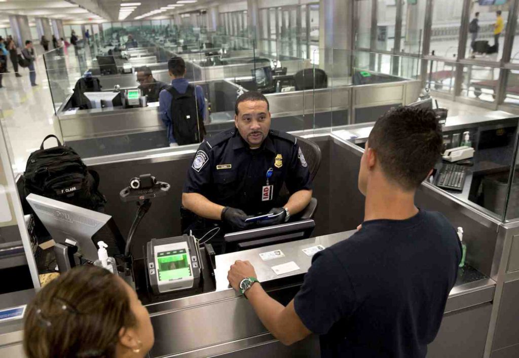 Can a US citizen be denied entry into the US?