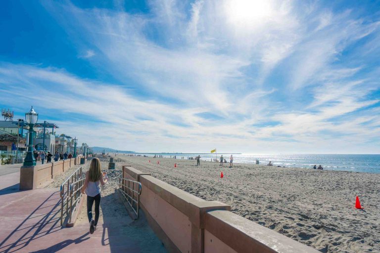 Can you swim at Pacific Beach?