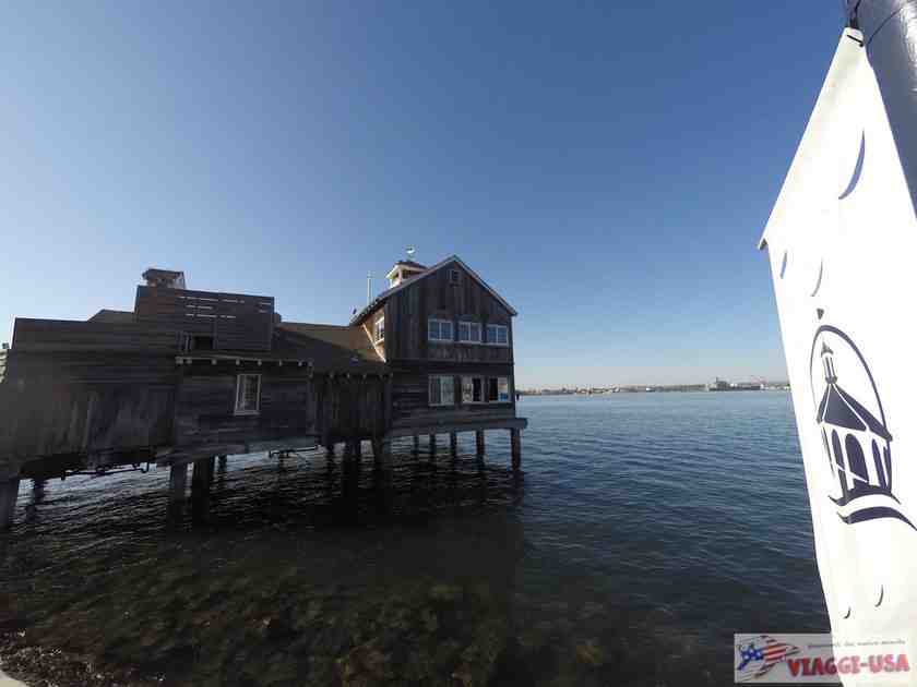 How cold is the water at La Jolla?