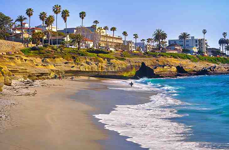 What's the cleanest beach in California?